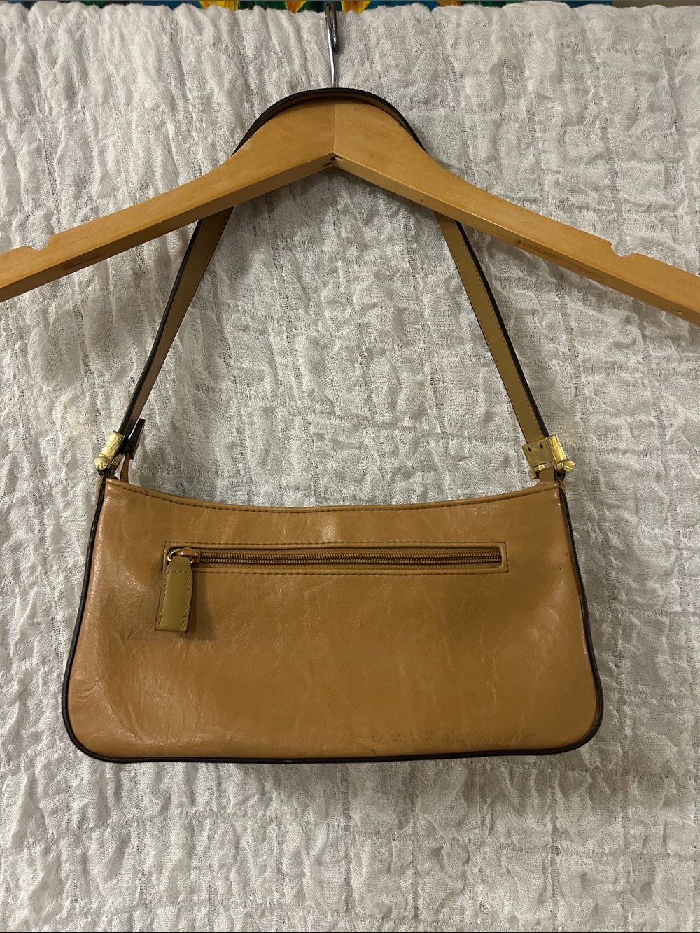 Mondani: Tan Shoulder Bag, Multiple Zippered Pockets